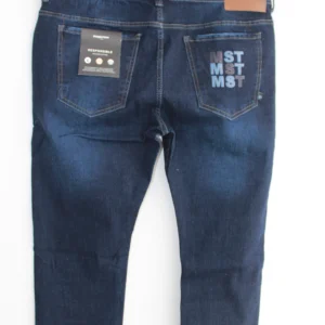 Jean Premium de alta calidad para hombre, corte moderno, color azul oscuro con bigotes y diseño sublimado en bolsillo trasero