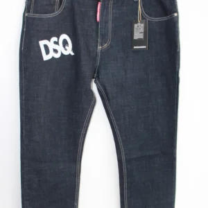 Jean Premium de alta calidad para hombre, corte moderno, color azul oscuro urbano con parche DSQ en pierna derecha, bordado en bolsillo trasero