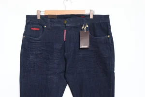 Jean Premium de alta calidad para hombre, corte moderno, color azul oscuro clásico con efecto corrugado, bordado en monedero y bolsillo trasero