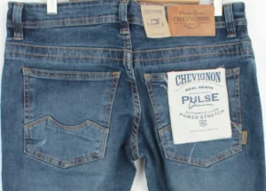 Jean Premium de alta calidad para hombre, corte moderno, color azul medio con desgastes, nips y destroyer
